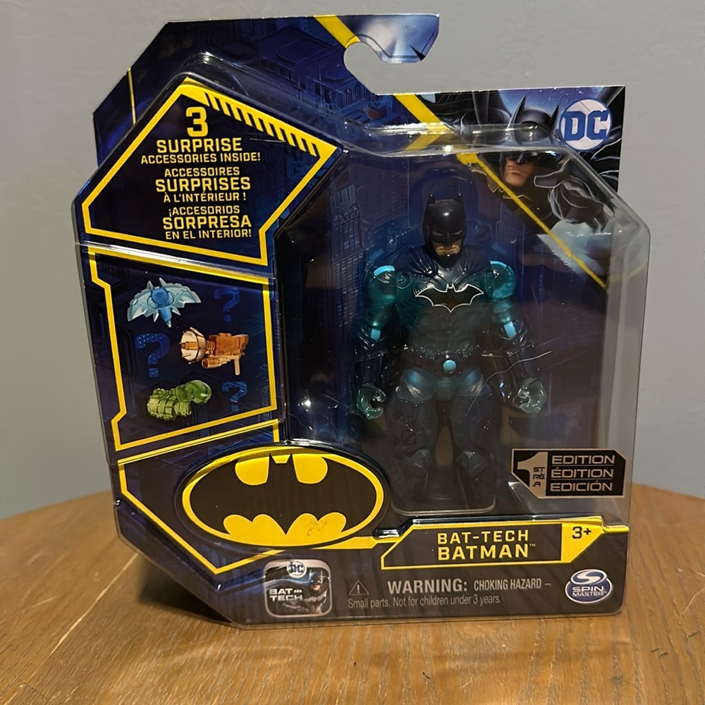 Spin Master  DC 1st Edition Bat- Tech Batman.
